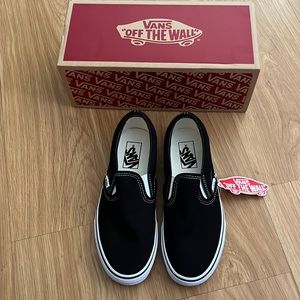 vans black slip on shoes